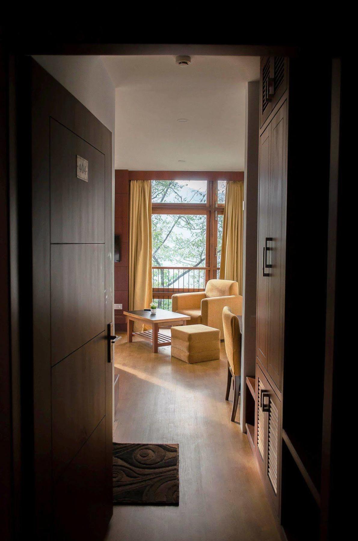 The Golden Crest Hotel Гангток Екстериор снимка