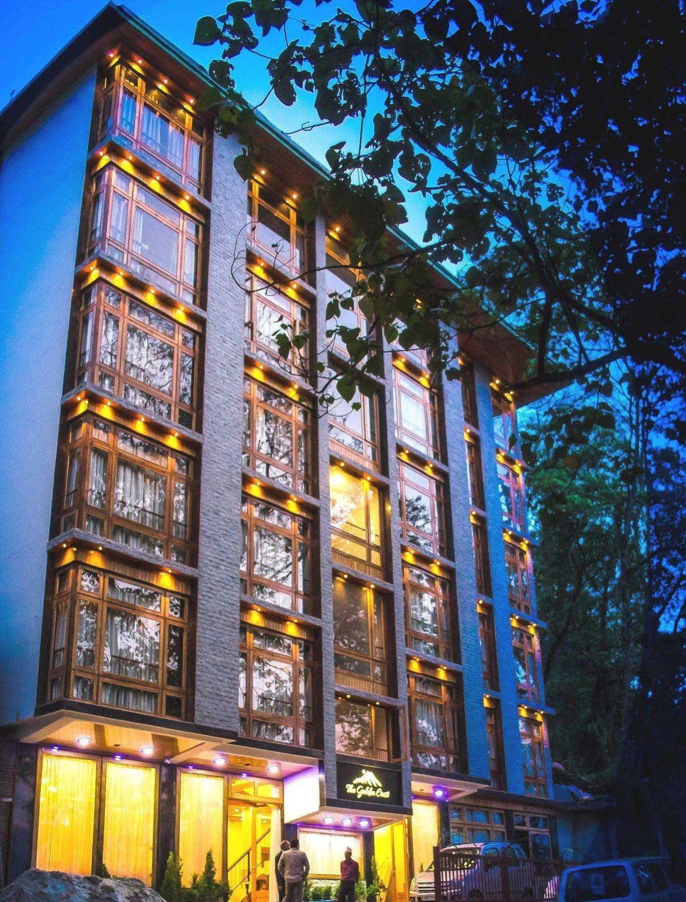 The Golden Crest Hotel Гангток Екстериор снимка